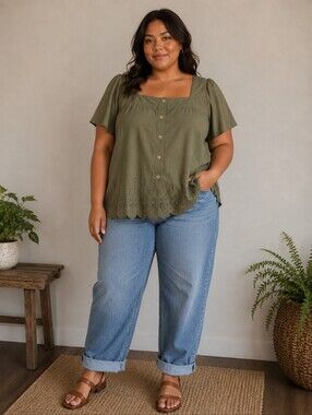 torrid Olive Green Button-Front Ruffle Sleeve Top Size 1 (1X)